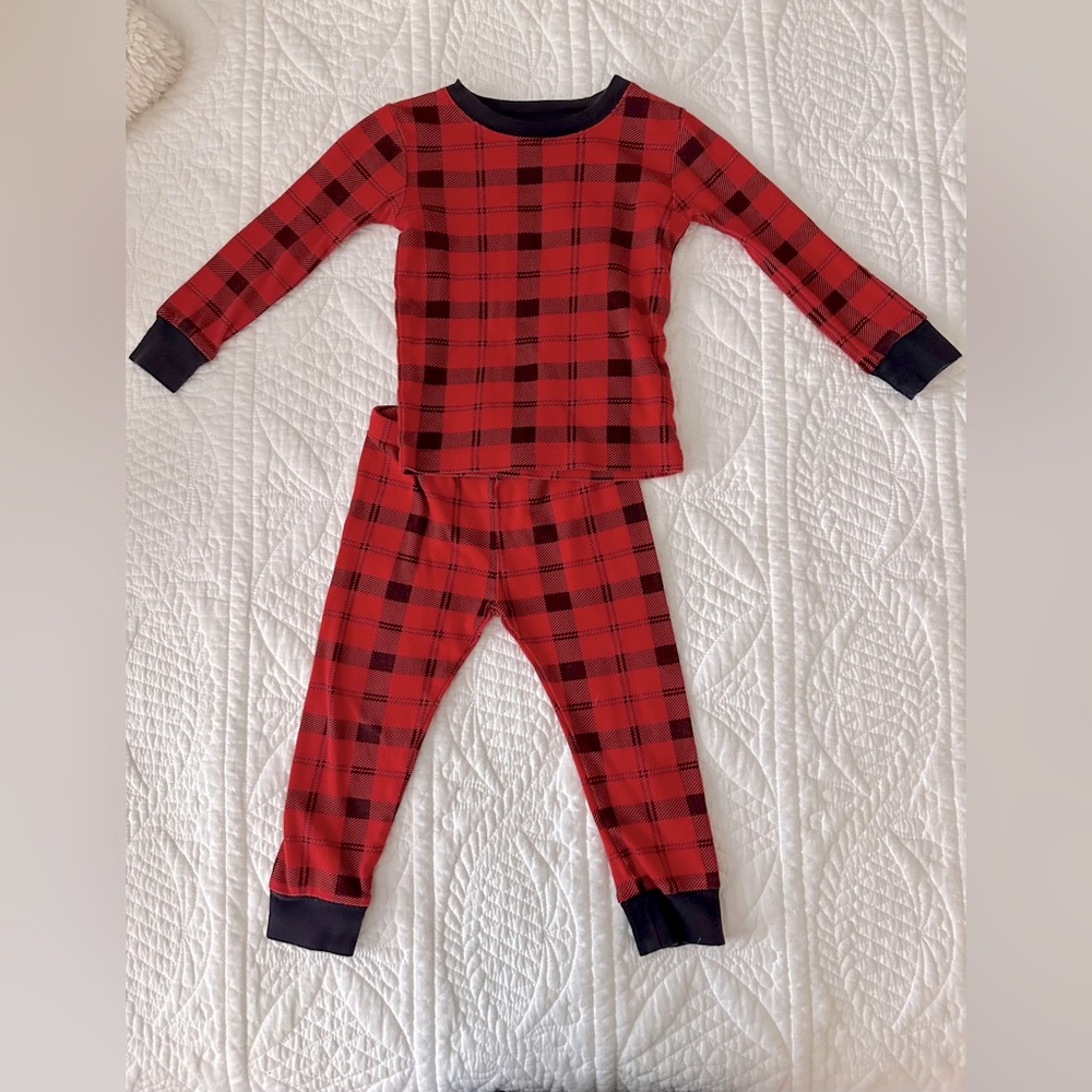 Carter’s Holiday Pajama Set